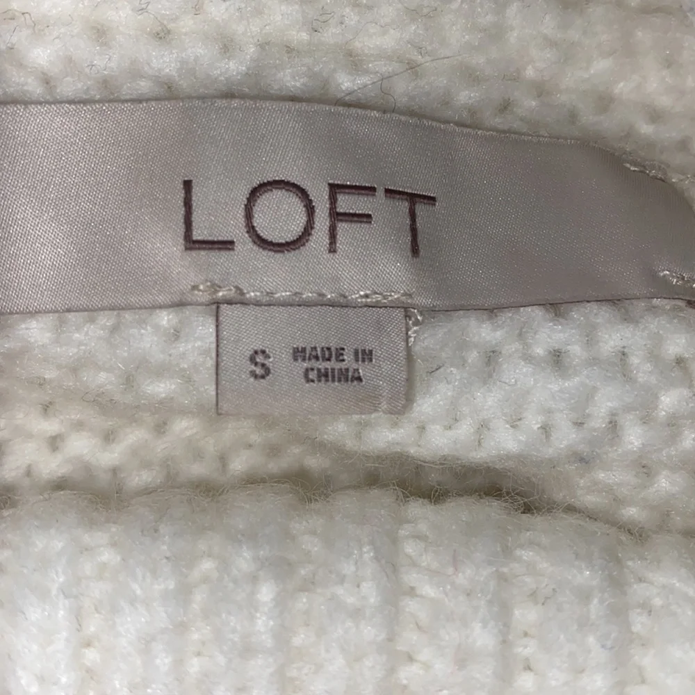 🎈Sale🎈Loft Cable Knit Turtleneck Sweater Size Small - Picture 5 of 5